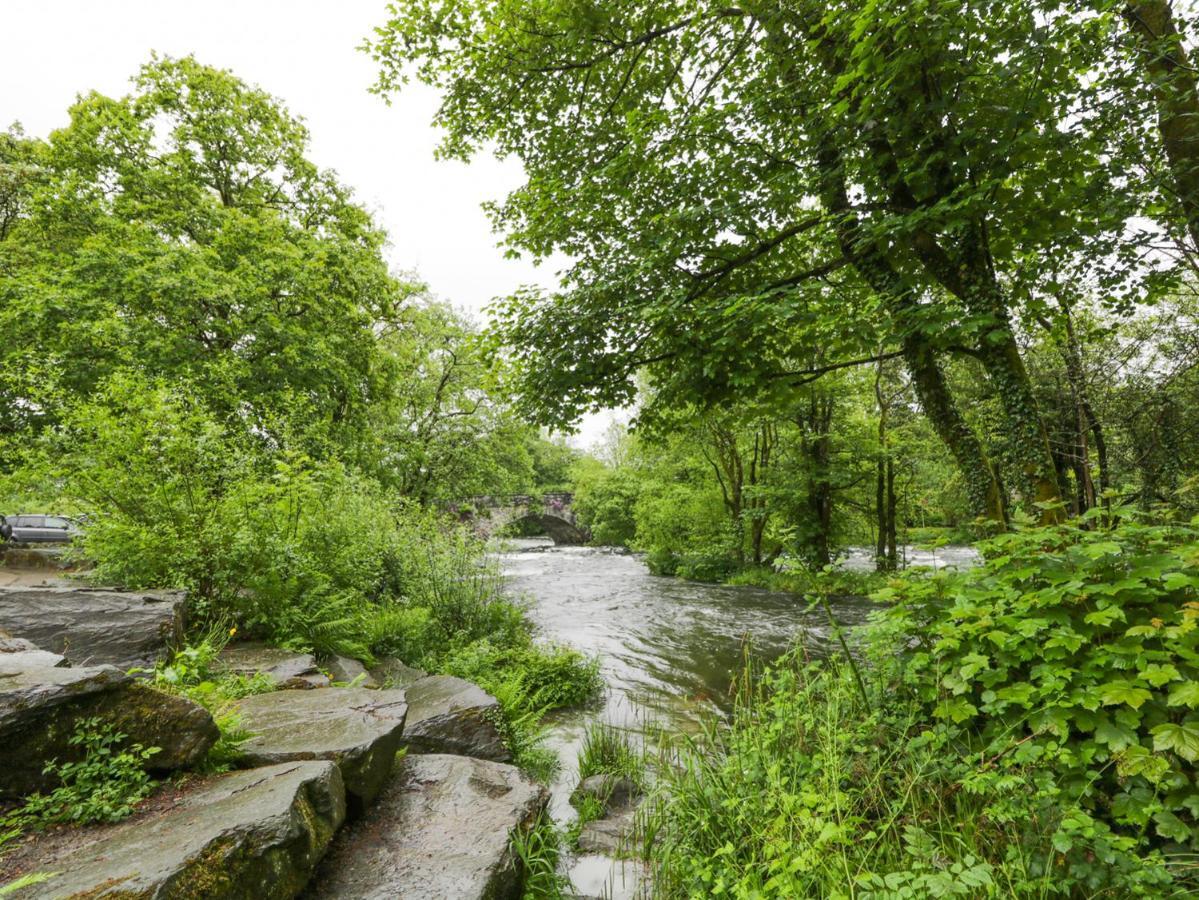 Ednas Cottage Ambleside Bagian luar foto